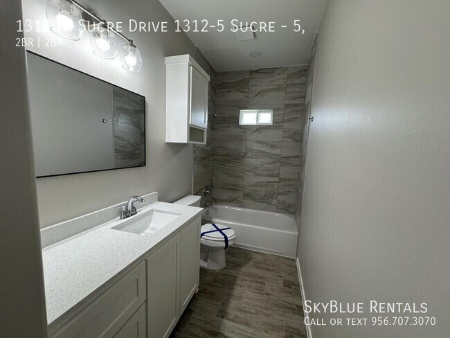 Building Photo - 1312 W Sucre Dr
