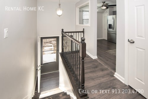 Building Photo - 10186 Haskins-