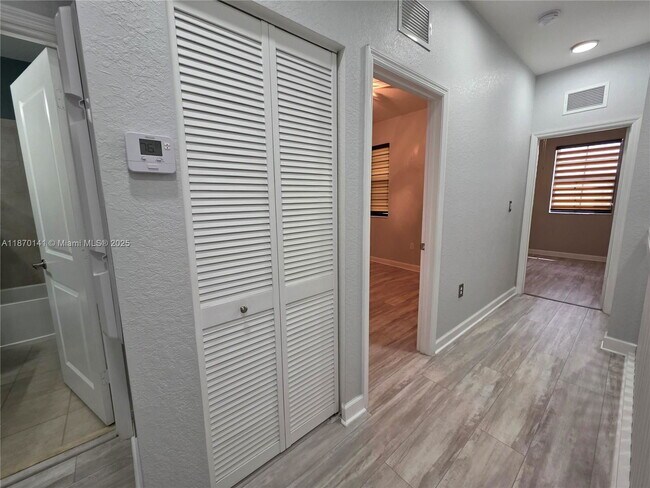 Building Photo - 11352 SW 248th Terrace