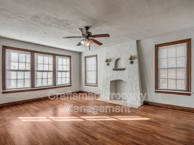 Building Photo - 1801 NW 22nd St