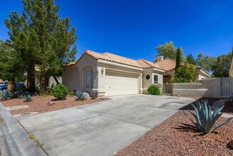 Building Photo - "Discover Comfort & Style: Spacious 3-Bedroom, 2-Bath Home in Las Vegas, NV!"