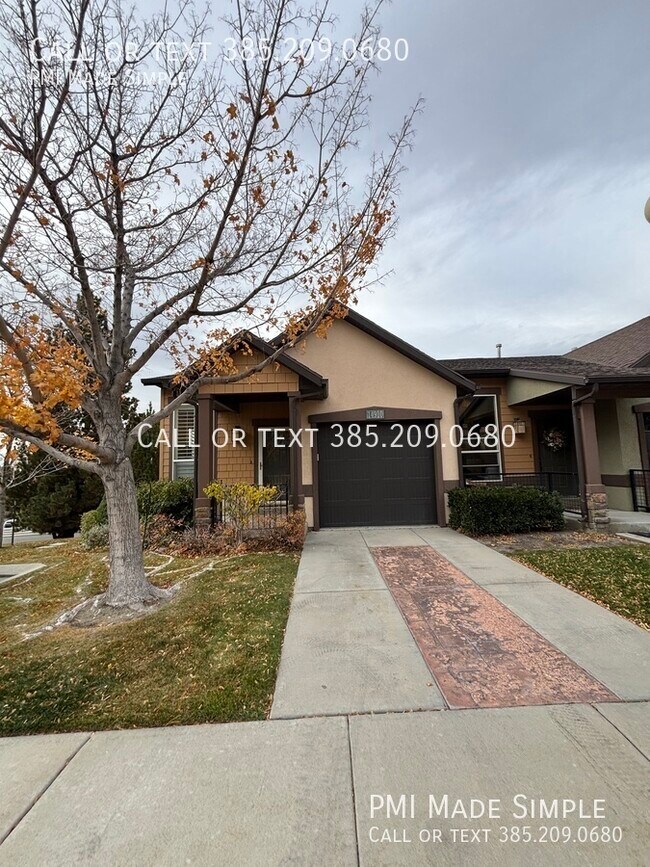 Building Photo - 14910 Treseder St