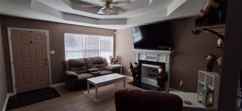 Building Photo - 4717 E Creek Mill Ct