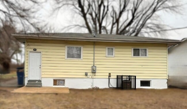 Building Photo - Now Available – Section 8 Welcome