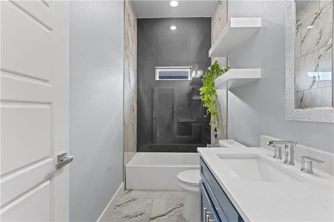 Building Photo - 2610 Lady Andrea Dr