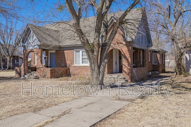 Building Photo - 1605 NW 29th St
