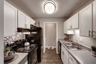Building Photo - Harlowe Apartments