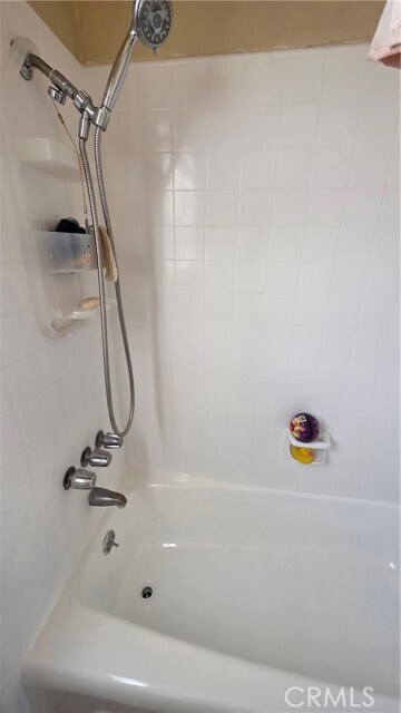 Building Photo - 3856 W 113th St