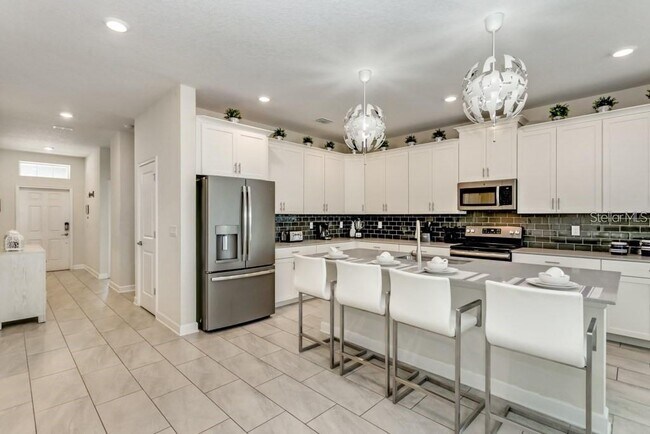 Building Photo - 1561 Flange Dr