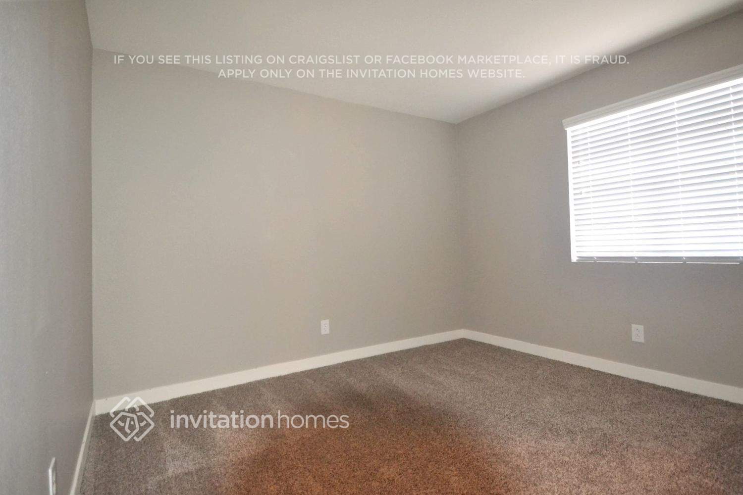 Building Photo - 9549 Cactus Club Dr
