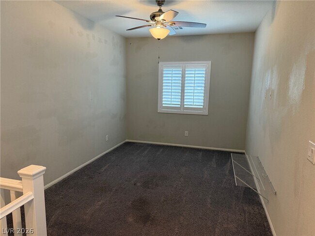 Building Photo - 9163 Laughing Owl Ave