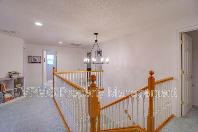 Building Photo - 911 NW 148th St