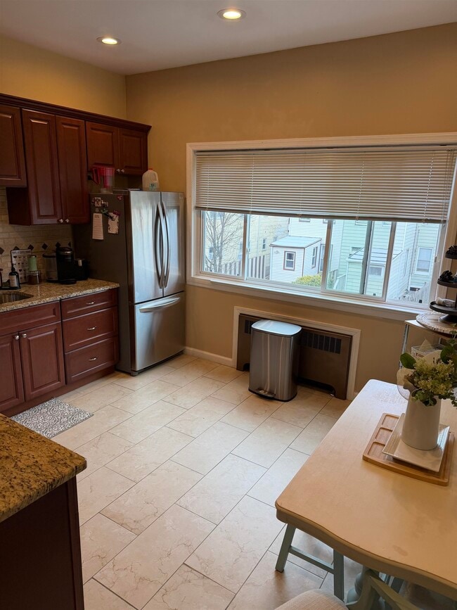 Building Photo - 72 Reservoir Ave