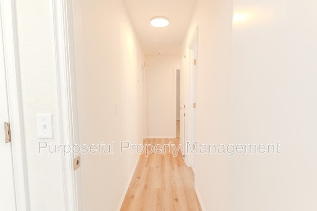 Building Photo - 1109 David Rd