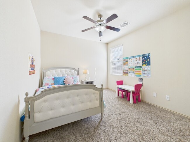 Building Photo - 5206 Rosehill Ridge Ct