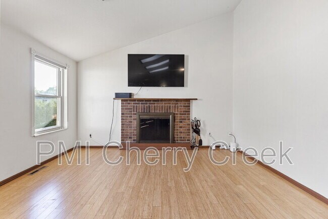 Building Photo - 11883 W Marlowe Pl