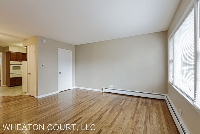Building Photo - 900b Crescent St
