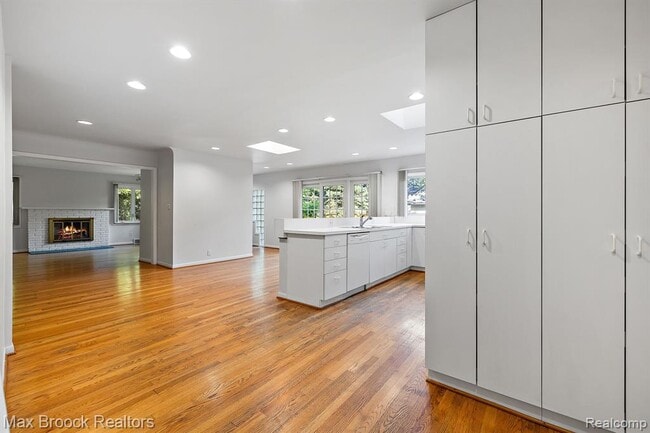 Building Photo - 966 Woodlea St