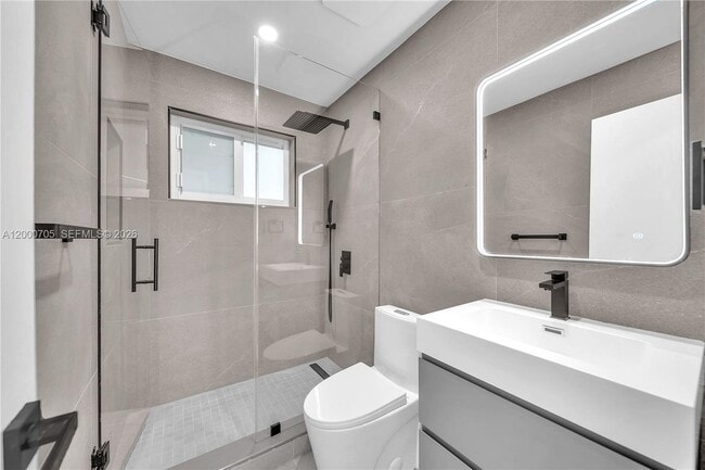 Building Photo - 2311 SW 23rd St