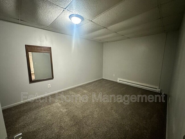 Building Photo - 10669 Jonestown Rd