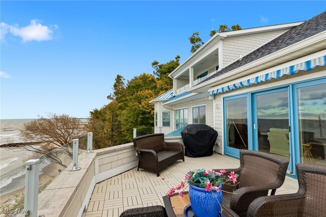 Building Photo - 28838 Lake Rd