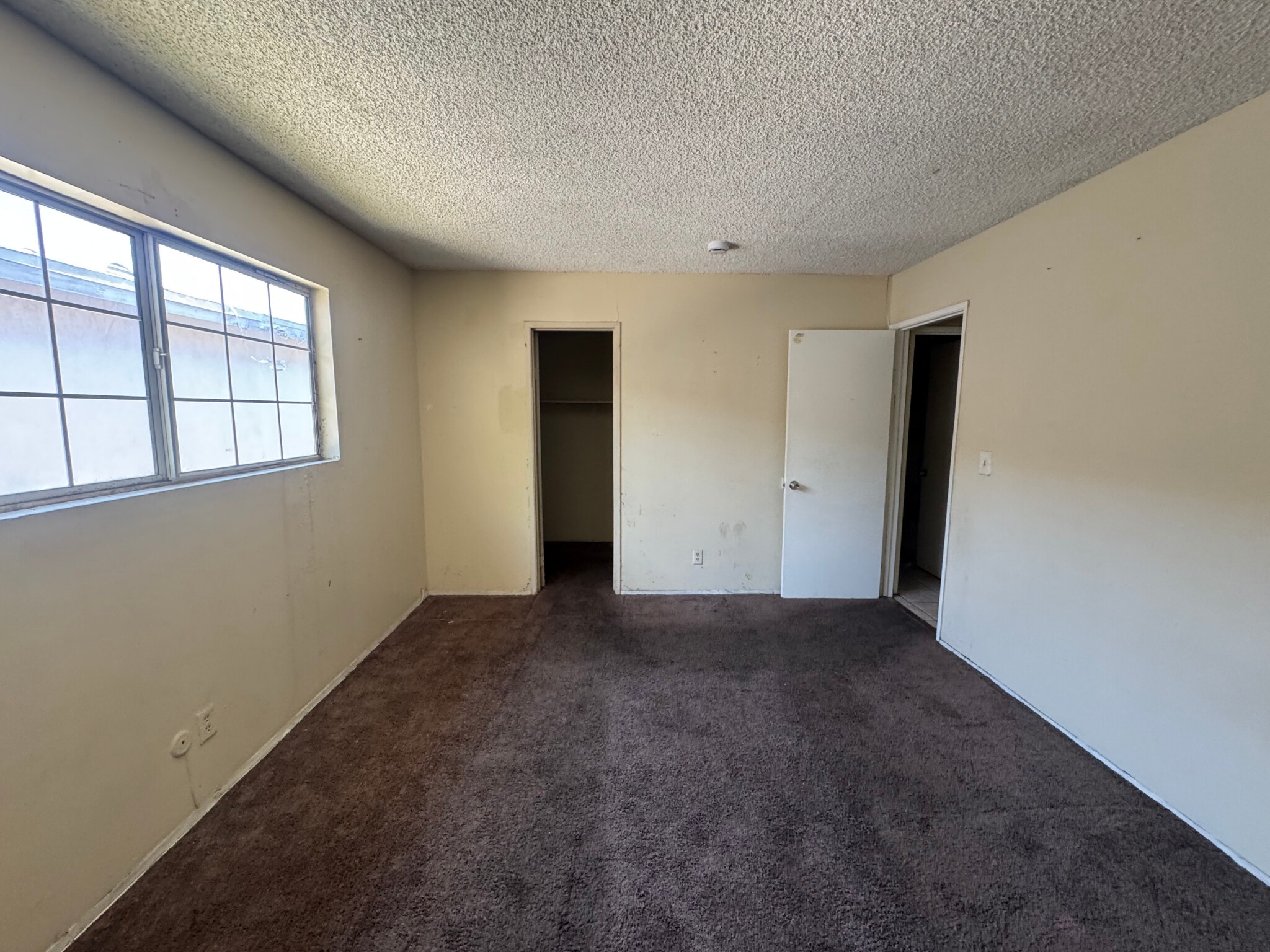 Building Photo - 16701 S Denver Ave