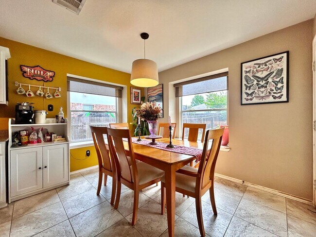 Building Photo - 14801 Falling Stone Ln