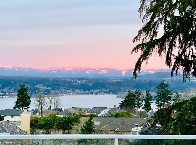 Building Photo - 4628 175th Ave SE