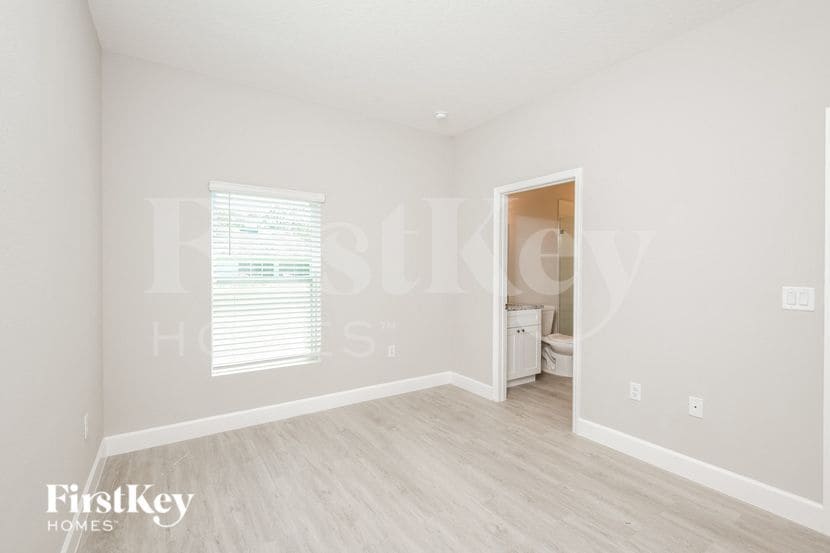 Building Photo - 1340 Cogan Dr