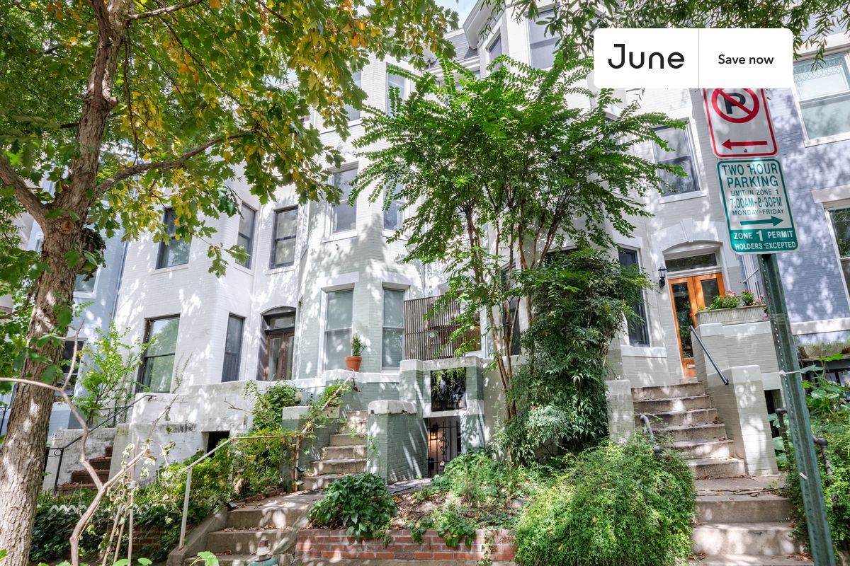 Building Photo - 1835 Mintwood Pl NW