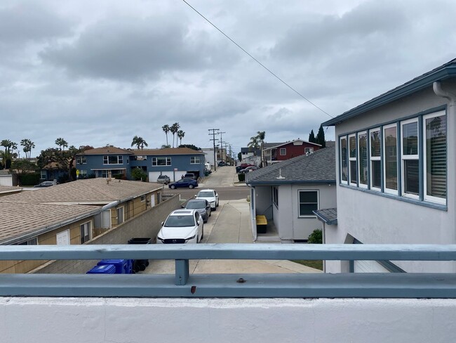 Building Photo - m529 - Mann