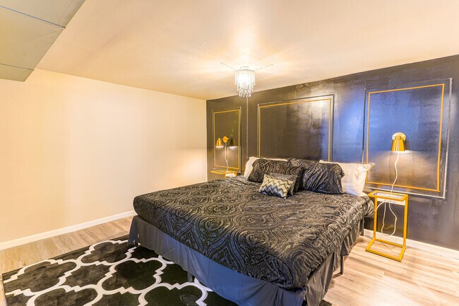 Building Photo - 393 Geranium Ave E