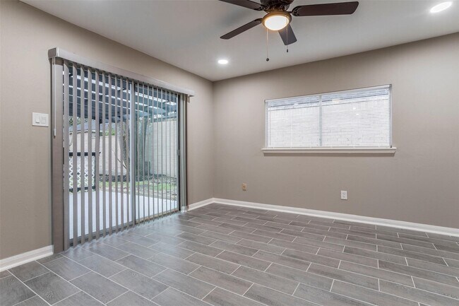 Building Photo - 10639 Autumn Meadow Ln