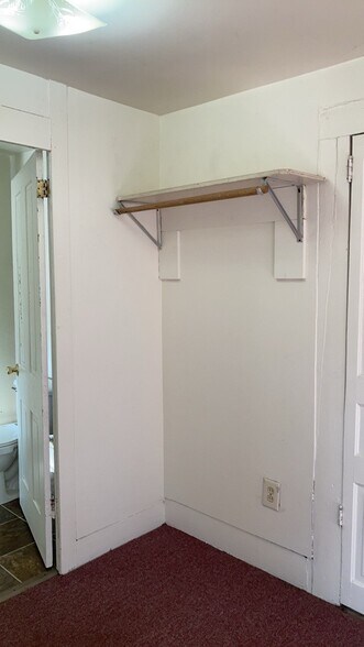 Building Photo - 614 Water St