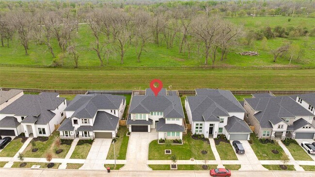 Building Photo - 5111 Maumee River Dr