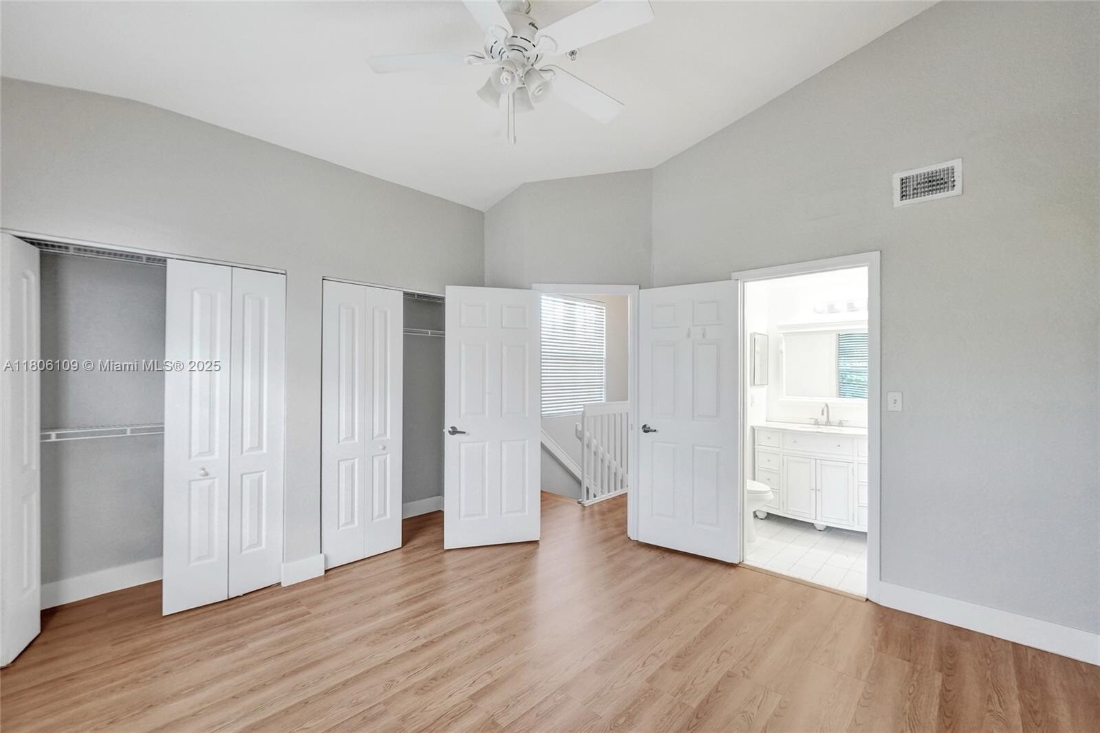 Building Photo - 781 SW 148th Ave