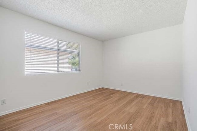 Building Photo - 6575 Cleomoore Ave