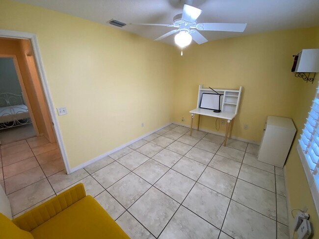 Building Photo - SEASONAL RENTAL or ANNUAL LEASE in The Village of Duval 2 Beds, 2 Bath + den home, Pets OK.