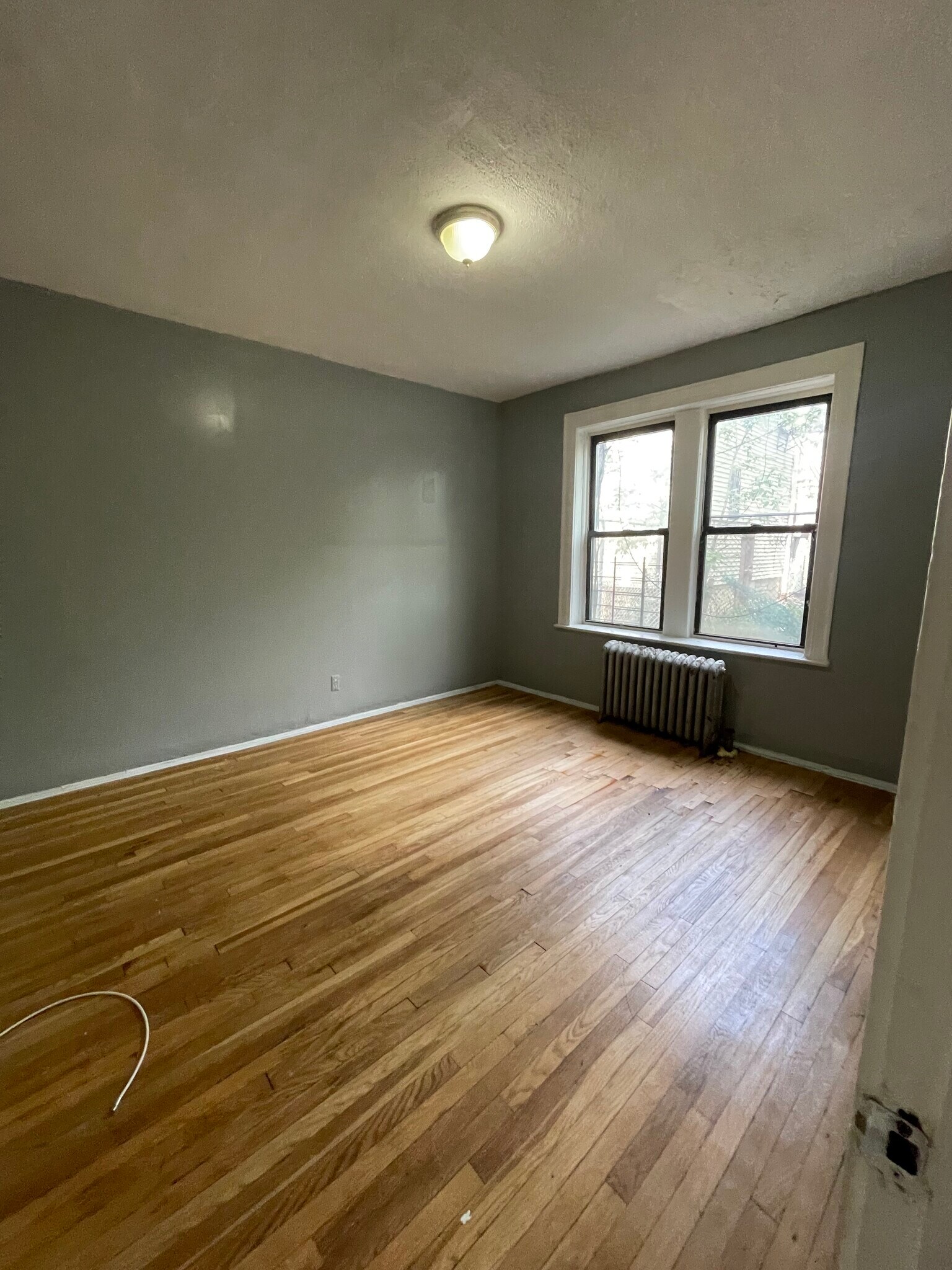 233 Weequahic Ave #3 - 232 Weequahic Ave