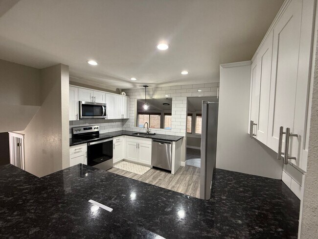 Building Photo - Beautifully upgraded home on Chambers