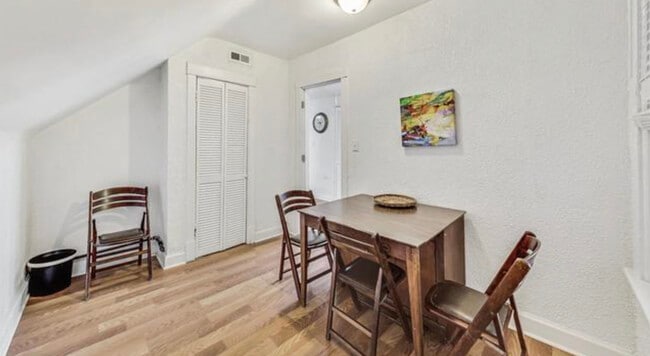 Building Photo - 1936 N St Louis Ave