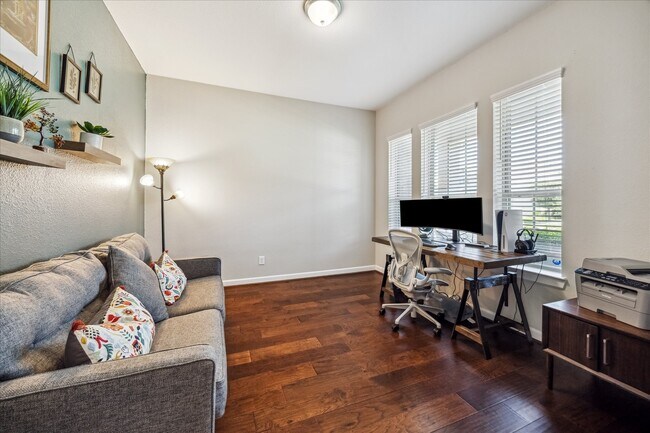 Building Photo - 18311 Windspring Falls Ln