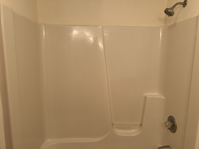 Building Photo - 1105 Heritage Ct