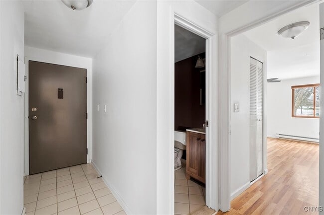 Building Photo - 325 Village Blvd N