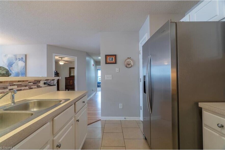 Building Photo - 4320 Cedarcroft Ct