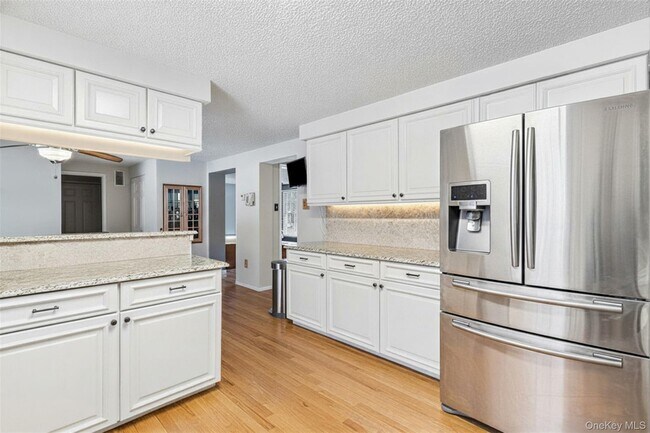 Building Photo - 21 Foreston Cir