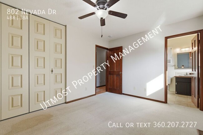 Building Photo - 802 N Nevada Dr