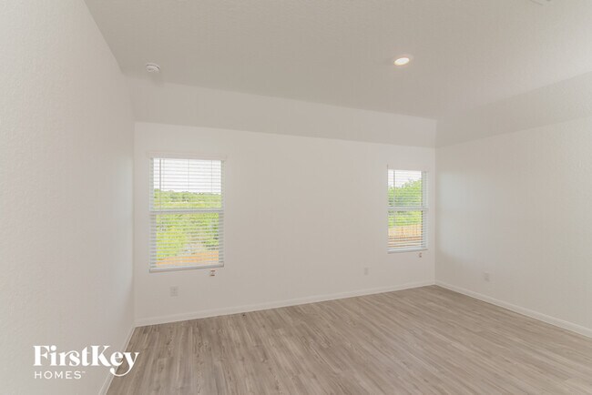 Building Photo - 12923 Thyme Wy