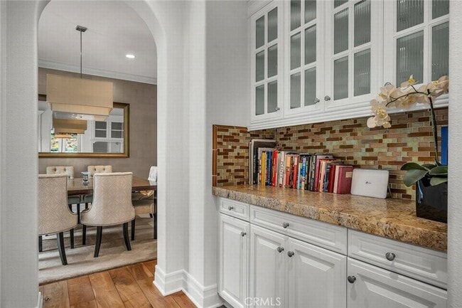 Building Photo - 8001 S Ocean Bluff Dr