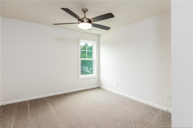 Building Photo - 308 Countryside Dr